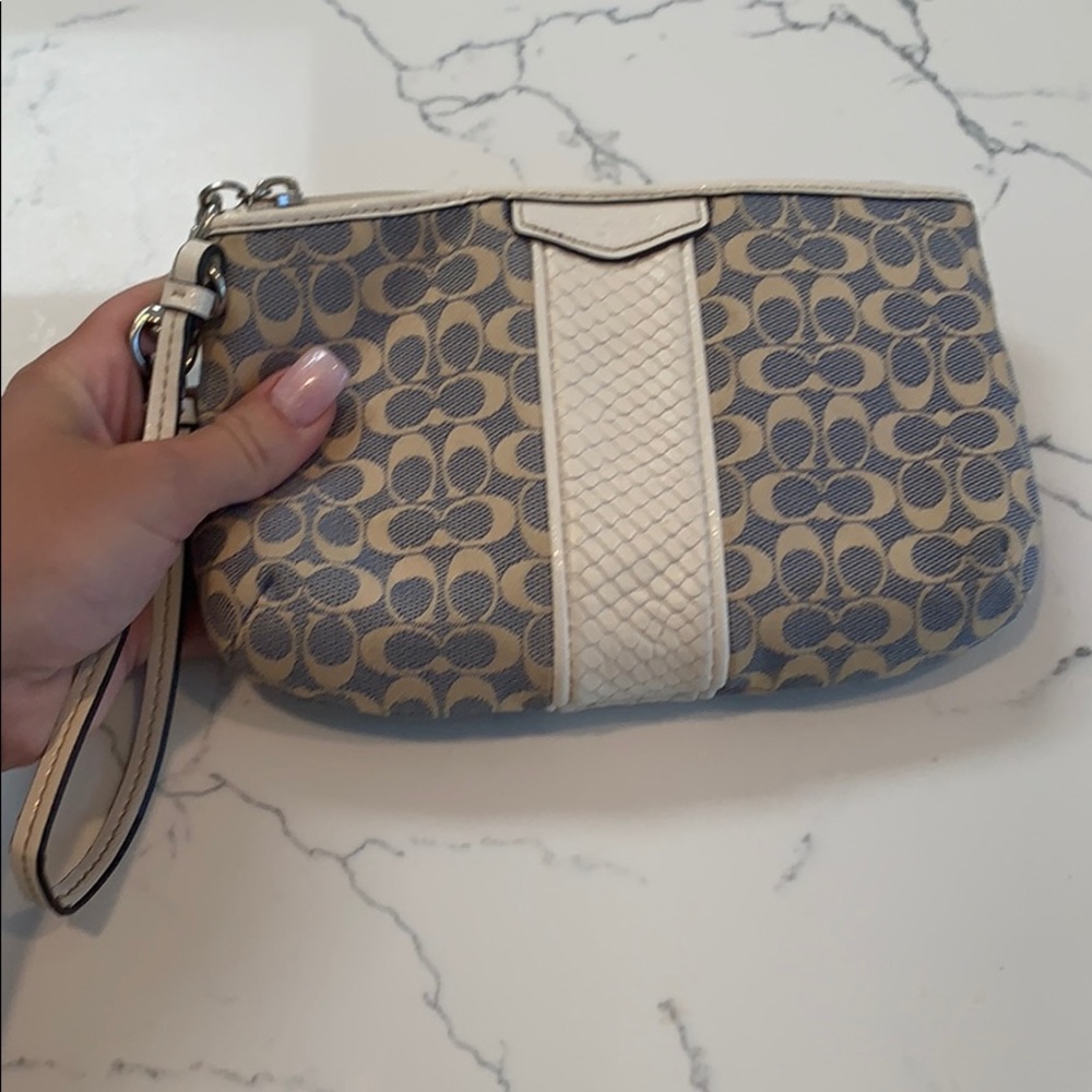 Vintage coach wristlet